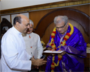 Mangalore diocese officials, leaders, representatives meet, greet Dr Veerendra Heggade